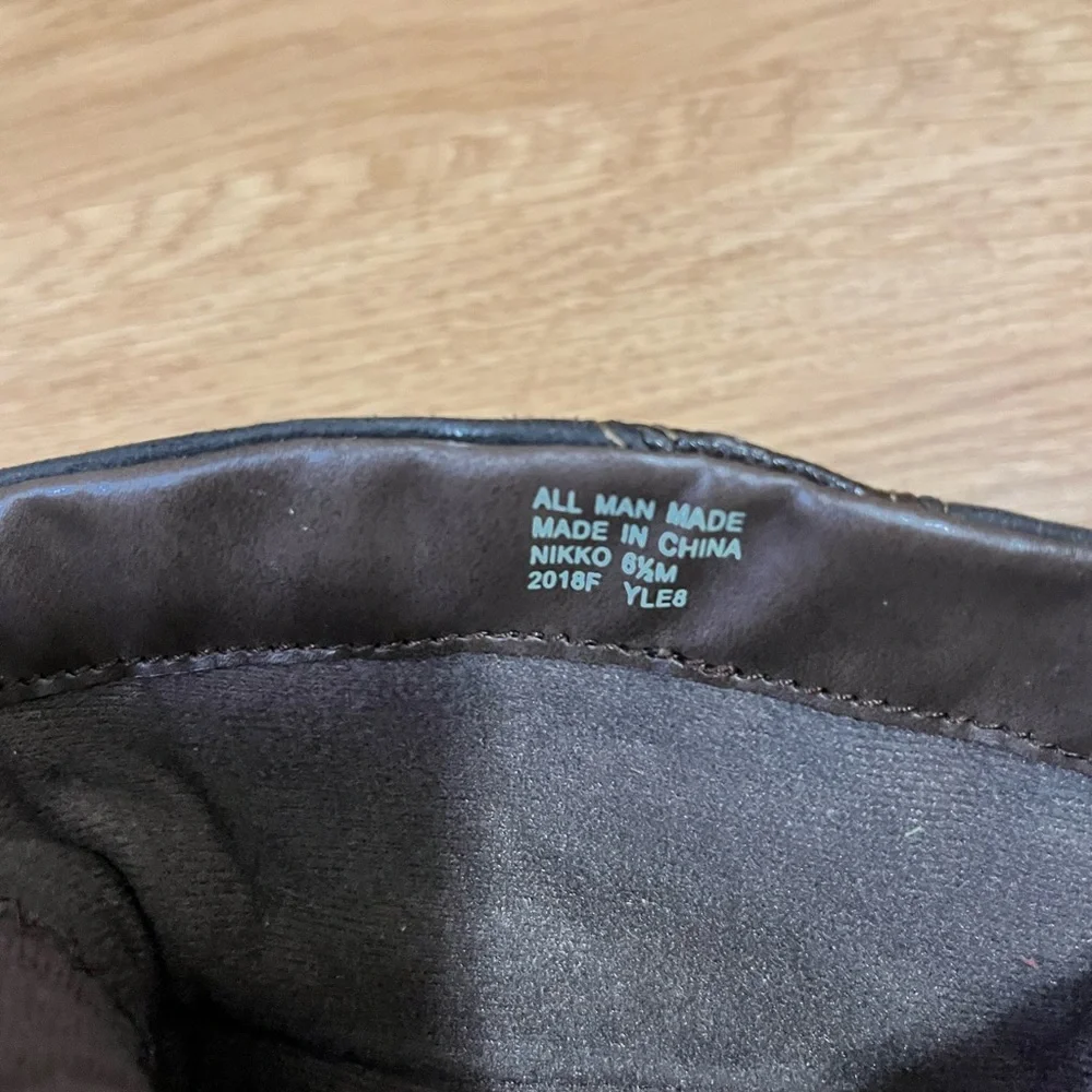 Bootie - Picture 5 of 5